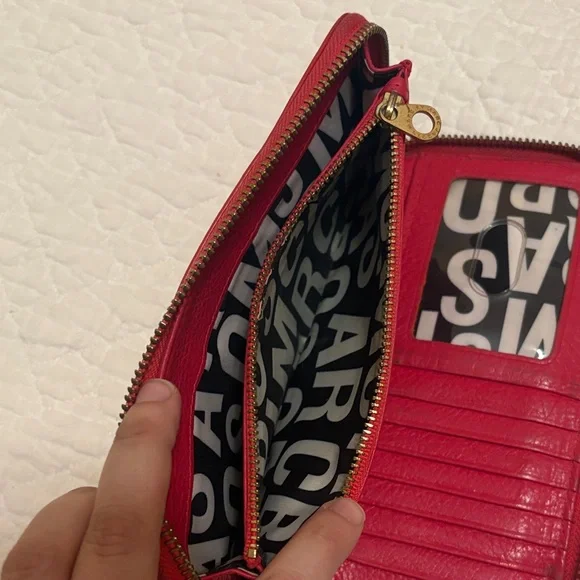 LOW START $299EUC Marc Jacobs Cherry Red Wallet with Gold Accents - Picture 7 of 9